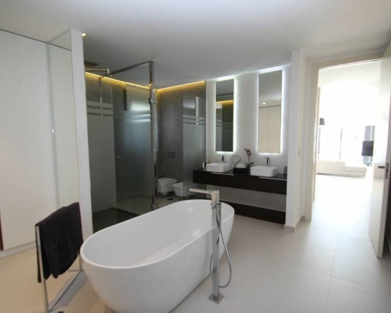 3 bedroom Villa for sale in San Miguel de Salinas with pool - € 630,000 (Ref: 9641118)