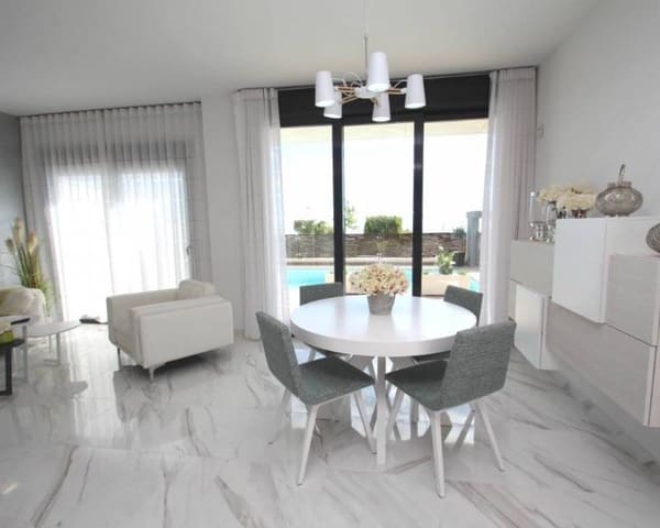 3 quarto Moradia para venda em San Miguel de Salinas com piscina - 630 000 € (Ref: 9641118)