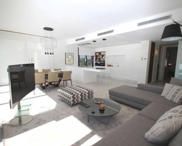 3 soverom Villa til salgs i San Miguel de Salinas med svømmebasseng - € 875 000 (Ref: 9641121)