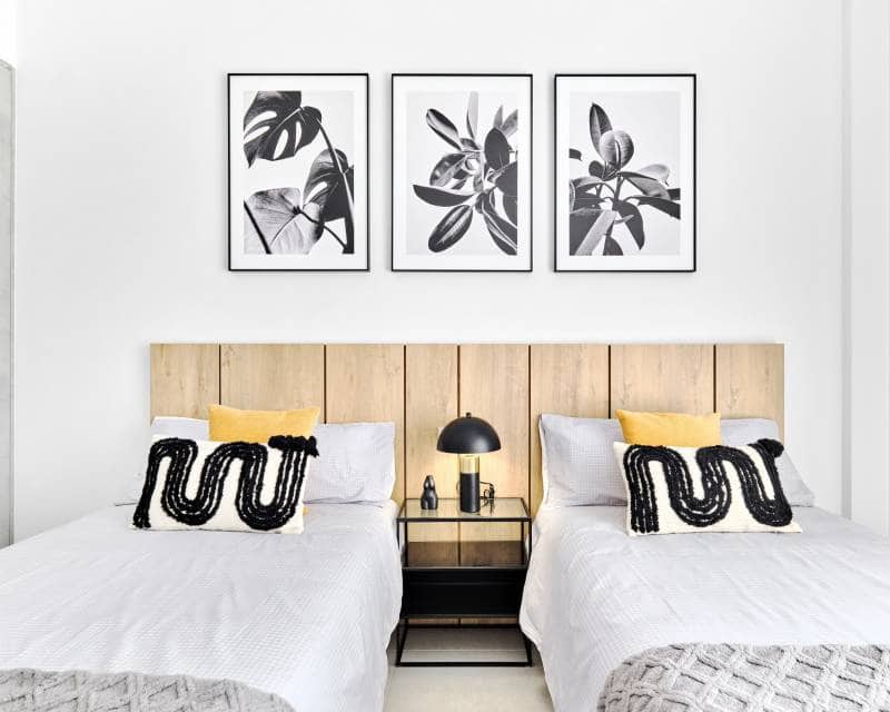 3 bedroom Villa for sale in San Miguel de Salinas - € 1,000,000 (Ref: 9641144)