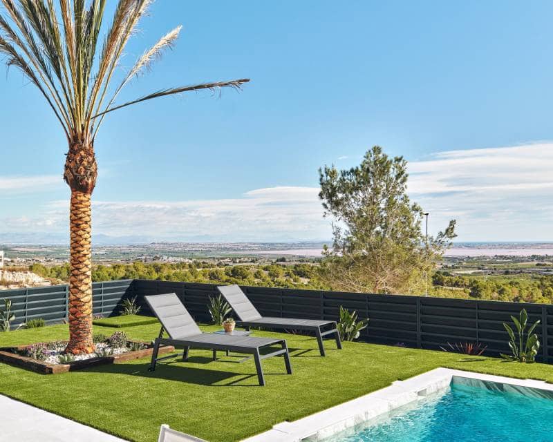 3 bedroom Villa for sale in San Miguel de Salinas - € 1,000,000 (Ref: 9641144)