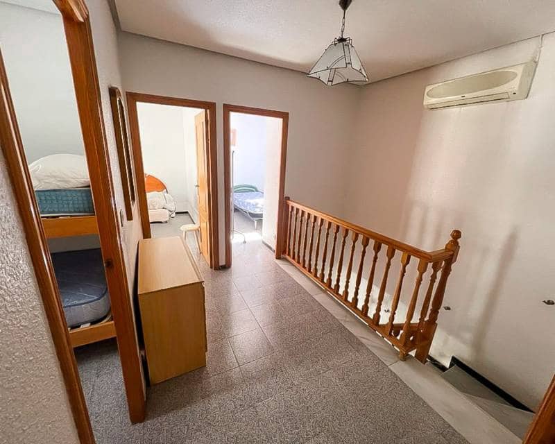 4 bedroom Terraced Villa for sale in Santa Pola - € 290,000 (Ref: 9641153)