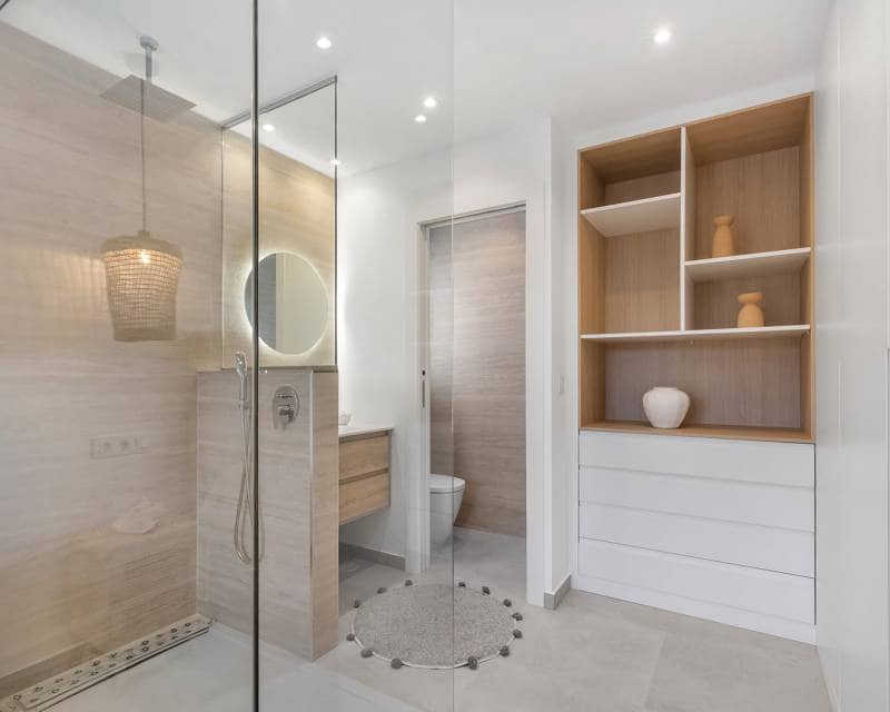 3 bedroom Villa for sale in Los Alcazares with pool - € 539,900 (Ref: 9641165)