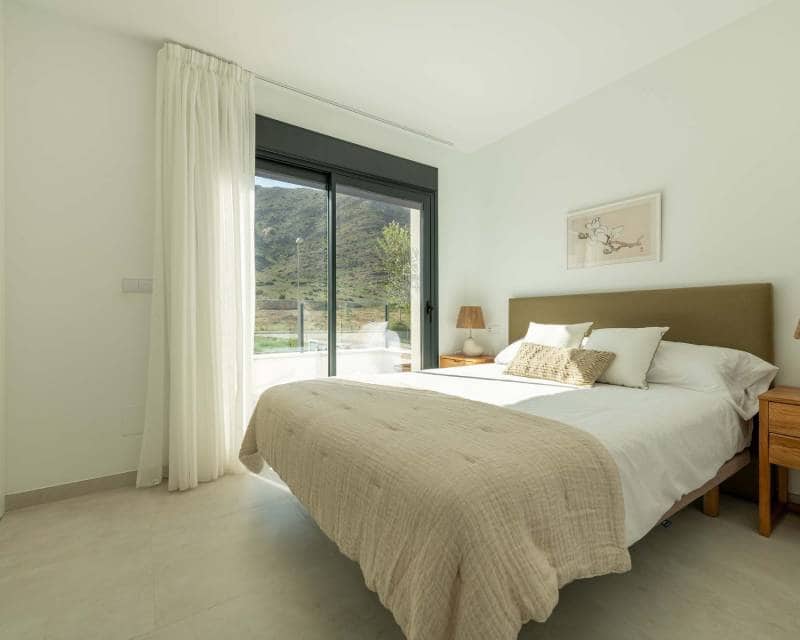 3 quarto Moradia Geminada para venda em Cox com piscina - 223 000 € (Ref: 9641172)
