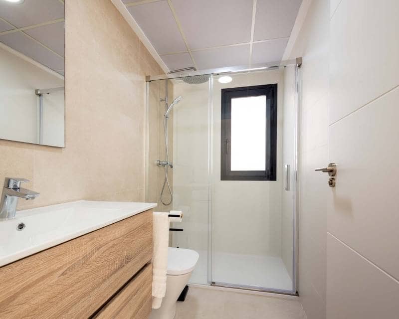 2 quarto Moradia Geminada para venda em Cox com piscina - 223 000 € (Ref: 9641175)