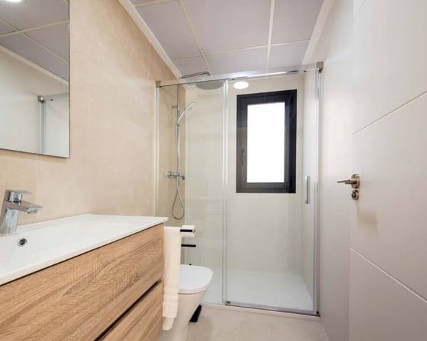 2 sovrum Semi-fristående Villa till salu i Cox med pool - 223 000 € (Ref: 9641175)
