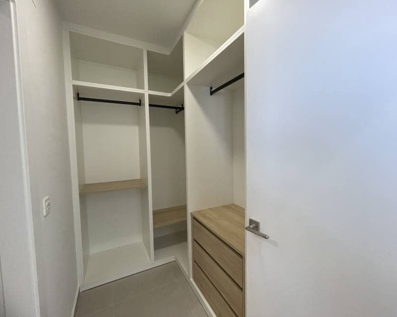 Chalet de 3 habitaciones en Heredades en venta - 359.900 € (Ref: 9641183)