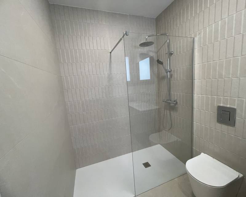 Chalet de 3 habitaciones en Heredades en venta - 359.900 € (Ref: 9641183)