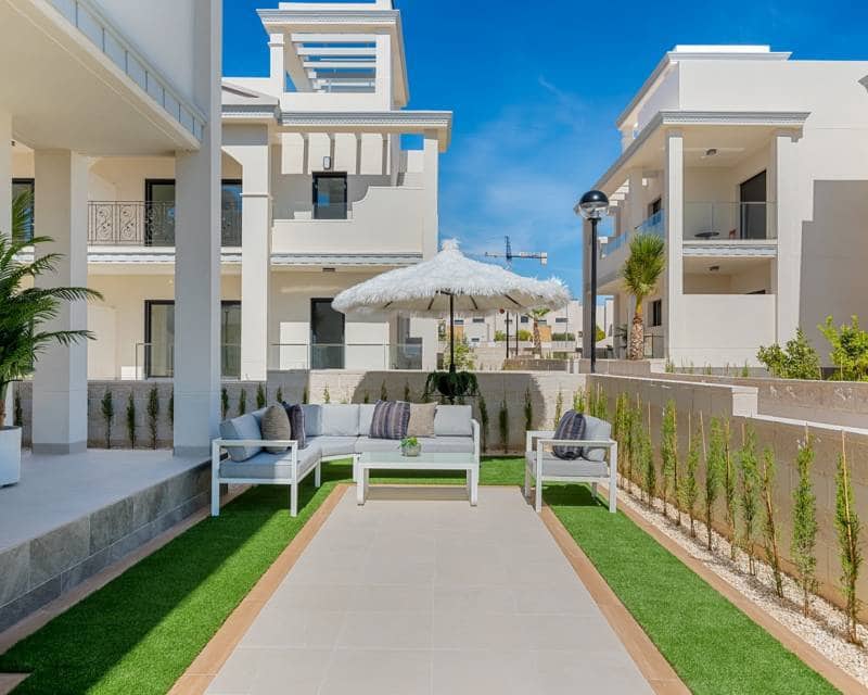 2 chambre Bungalow à vendre à Ciudad Quesada avec piscine - 310 000 € (Ref: 9641218)