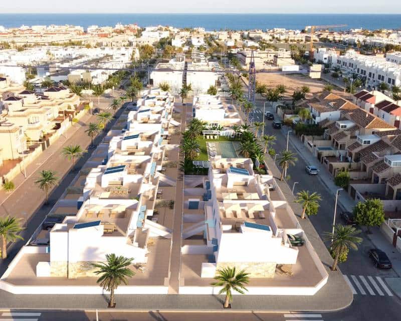 3 quarto Moradia Geminada para venda em Torre de la Horadada - 492 000 € (Ref: 9641263)