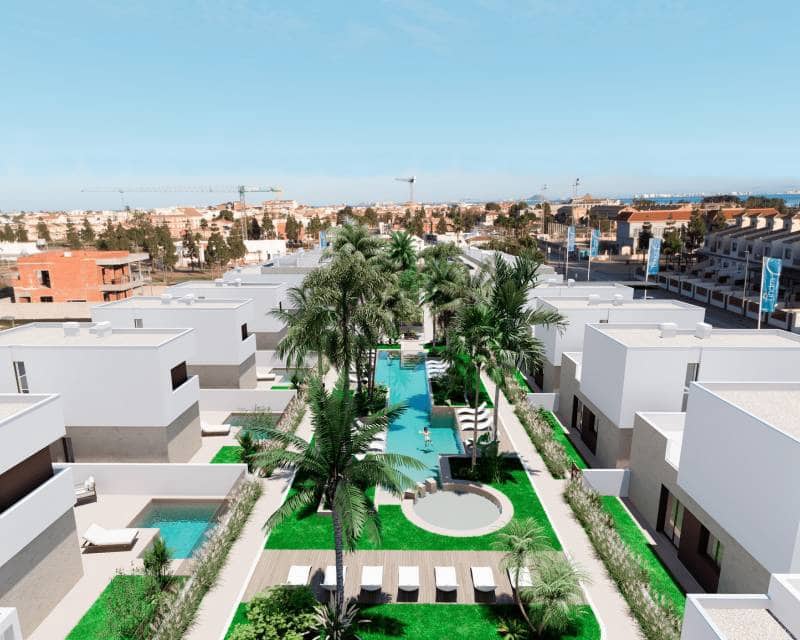 Bungalow de 3 habitaciones en Los Alcázares en venta con piscina - 350.000 € (Ref: 9641268)