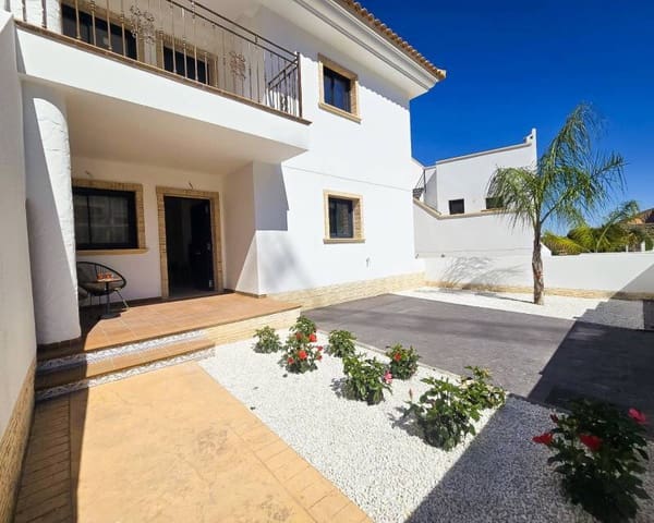 3 bedroom Townhouse for sale in Cox with pool - € 239,000 (Ref: 9641269)