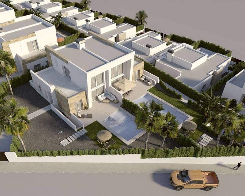 Adosado de 3 habitaciones en Algorfa en venta con piscina - 495.000 € (Ref: 9641273)