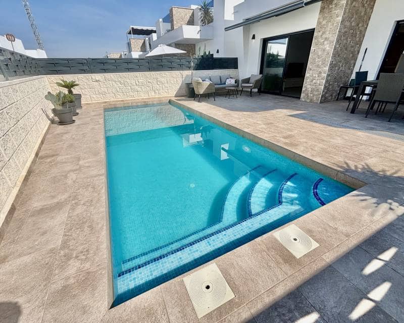 3 bedroom Villa for sale in Benijofar - € 429,500 (Ref: 9641275)