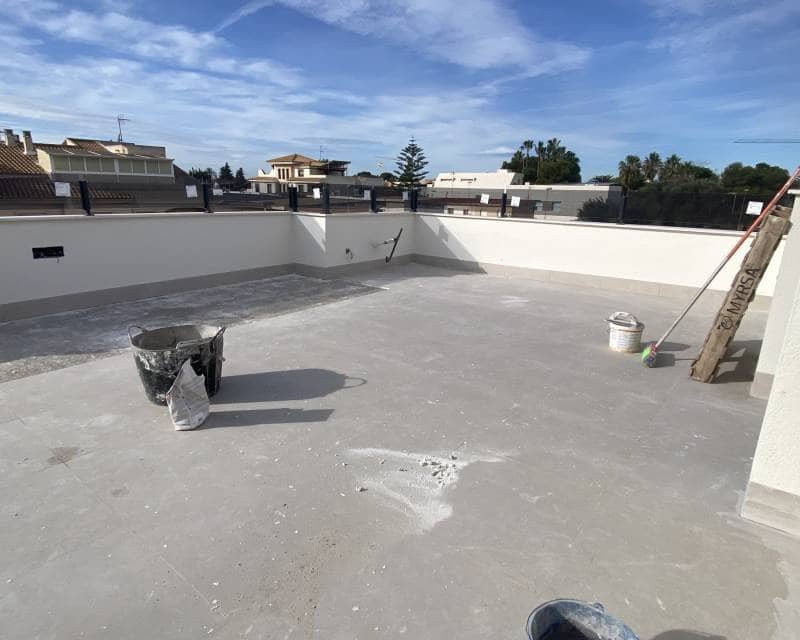 Bungalow de 2 habitaciones en San Pedro del Pinatar en venta con piscina - 258.900 € (Ref: 9641289)