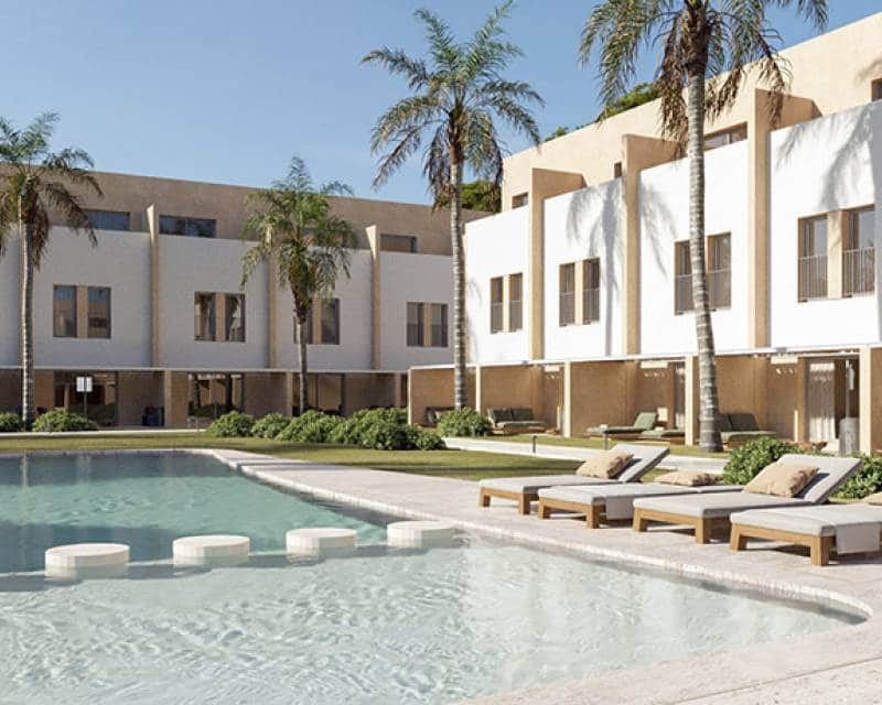 3 bedroom Townhouse for sale in Denia with pool - € 395,000 (Ref: 9641332)