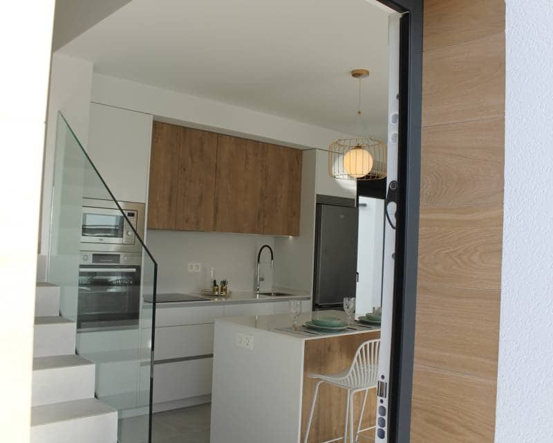Chalet de 3 habitaciones en Roldan en venta - 392.500 € (Ref: 9641333)
