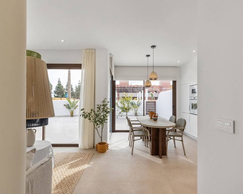 3 Zimmer Bungalow zu verkaufen in Los Alcazares mit Pool - 399.000 € (Ref: 9641364)