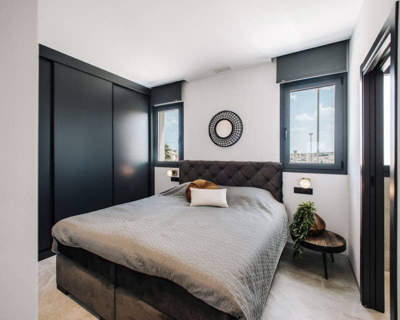 Bungalow de 4 habitaciones en Ciudad Quesada en venta con piscina - 599.000 € (Ref: 9641376)