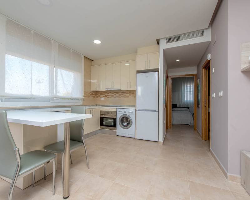 3 soveværelse Villa til salg i Los Alcazares - € 361.500 (Ref: 9641382)