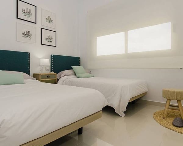 4 Zimmer Villa zu verkaufen in Dehesa de Campoamor, Orihuela - 1.129.000 € (Ref: 9642537)