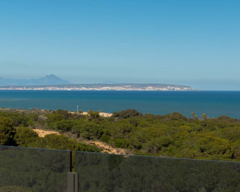 3 bedroom Penthouse for sale in Guardamar del Segura with pool - € 795,000 (Ref: 9642546)