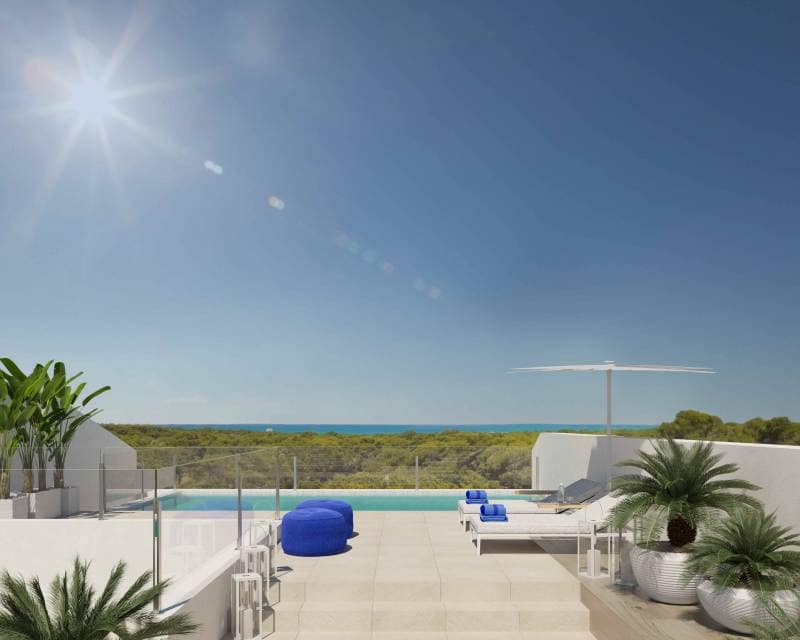 3 bedroom Penthouse for sale in Guardamar del Segura with pool - € 795,000 (Ref: 9642546)
