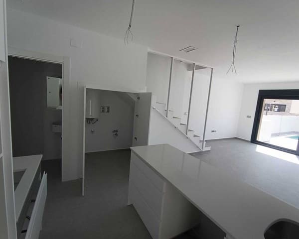 3 bedroom Villa for sale in Daya Nueva with pool - € 311,000 (Ref: 9642565)