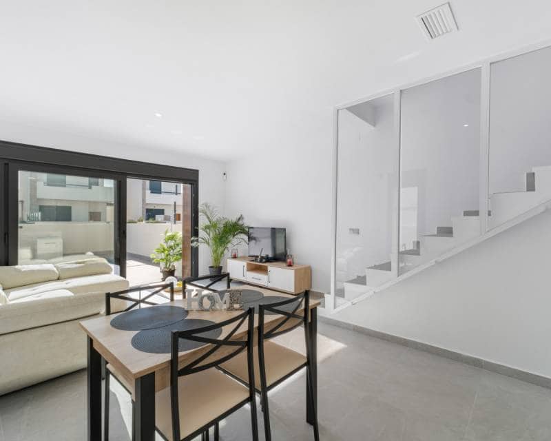3 bedroom Villa for sale in Daya Nueva with pool - € 317,000 (Ref: 9642565)