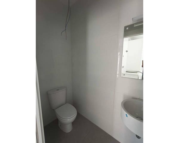 Chalet de 3 habitaciones en Daya Nueva en venta con piscina - 317.000 € (Ref: 9642565)