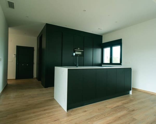 3 makuuhuone Huvila myytävänä paikassa Pinoso - 465 000 € (Ref: 9642570)