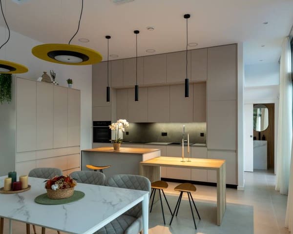 3 soveværelse Villa til salg i Pinar de Campoverde, Pilar de la Horadada - € 825.000 (Ref: 9642599)