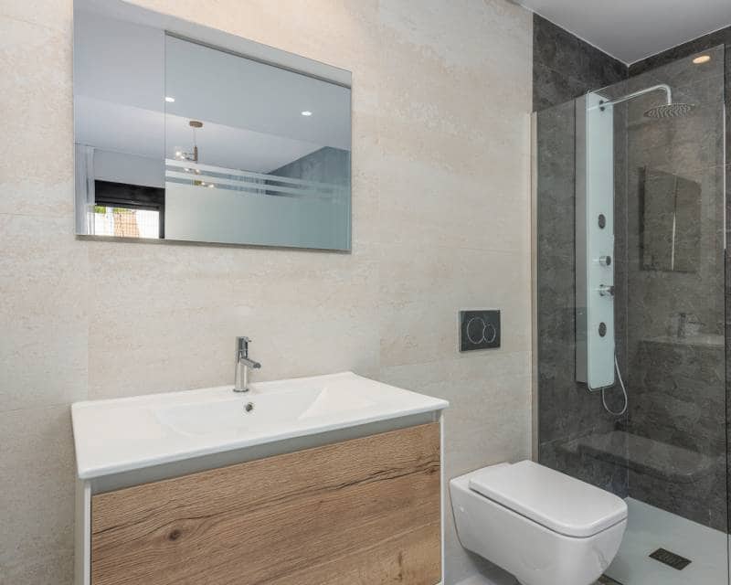 2 soveværelse Bungalow til salg i San Miguel de Salinas med swimmingpool - € 375.000 (Ref: 9642653)