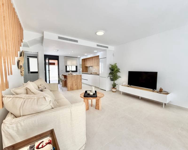 2 bedroom Townhouse for sale in Cox with pool - € 209,000 (Ref: 9642654)