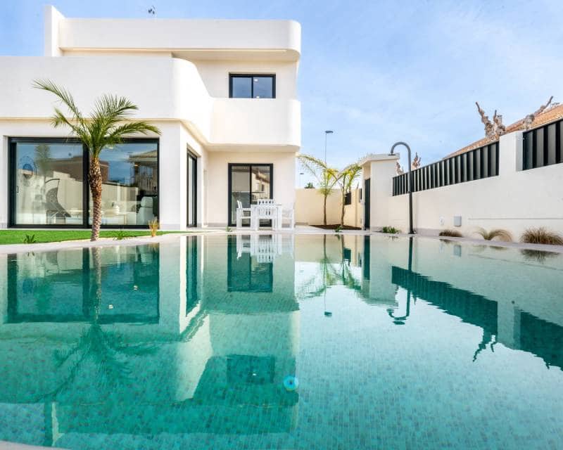 3 bedroom Villa for sale in Roldan - € 409,950 (Ref: 9642660)