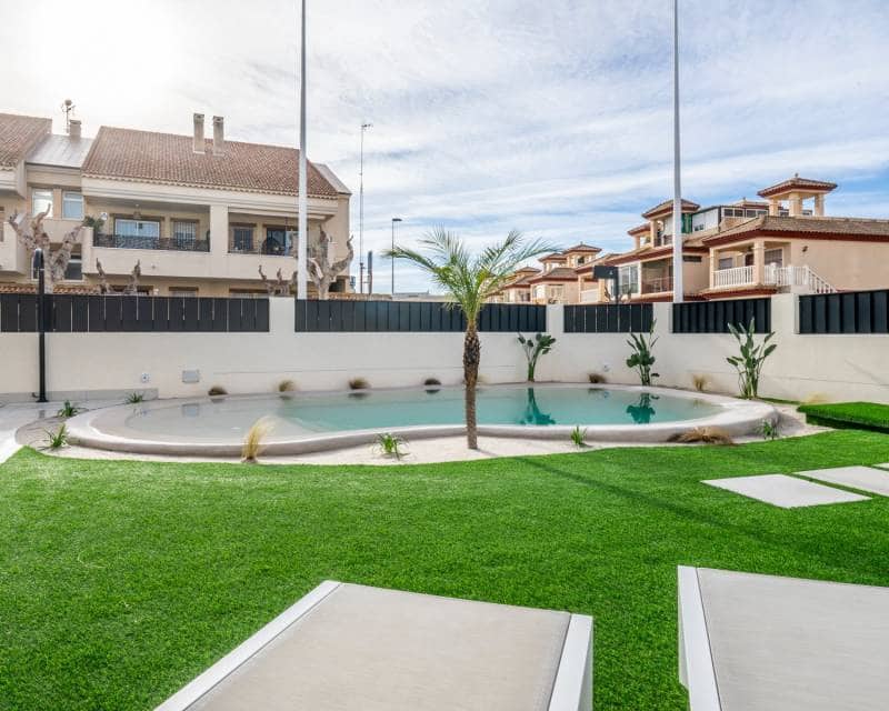 3 bedroom Villa for sale in Roldan - € 409,950 (Ref: 9642660)