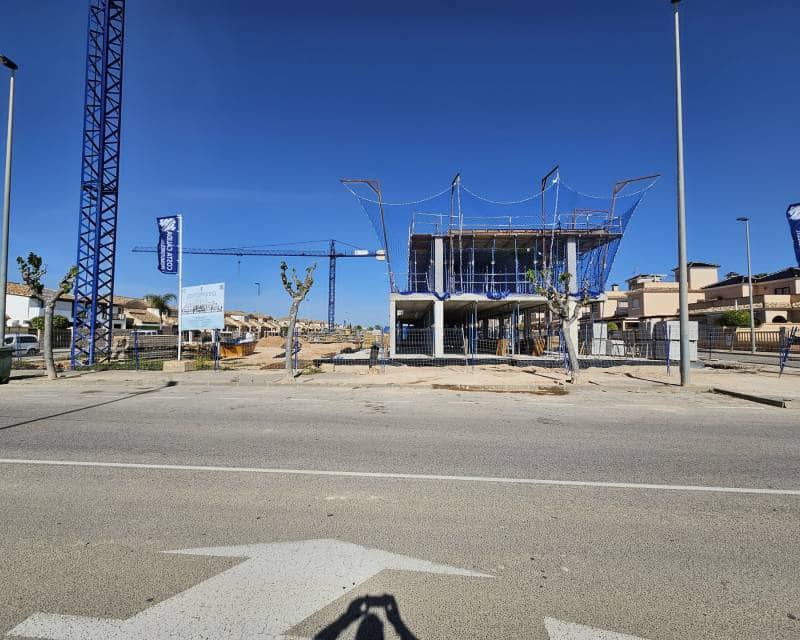 2 quarto Apartamento para venda em Torre de la Horadada com piscina - 385 000 € (Ref: 9642662)