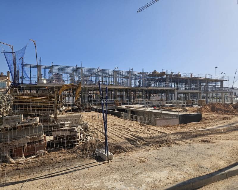 2 quarto Apartamento para venda em Torre de la Horadada com piscina - 385 000 € (Ref: 9642662)