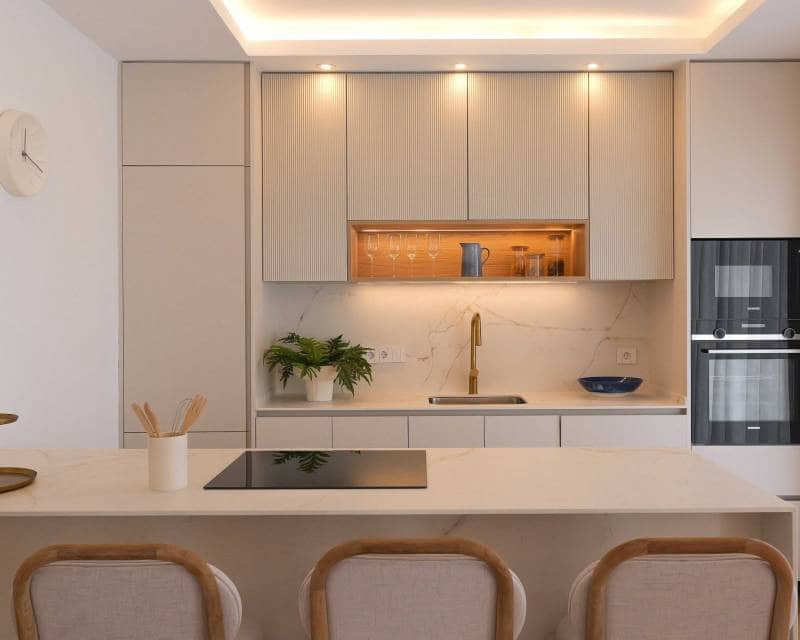 2 soveværelse Lejlighed til salg i La Manga del Mar Menor med swimmingpool - € 473.000 (Ref: 9642667)