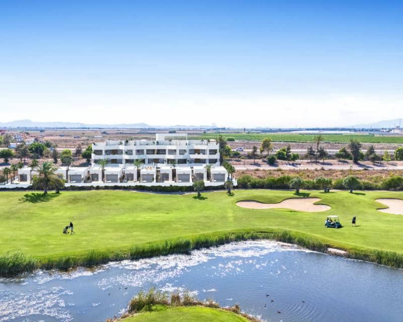 2 soveværelse Lejlighed til salg i Los Alcazares med swimmingpool - € 275.000 (Ref: 9642668)