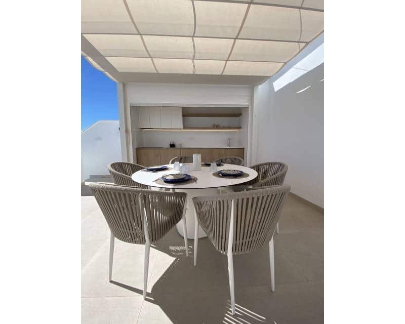 Bungalow de 3 habitaciones en Pilar de la Horadada en venta con piscina - 334.900 € (Ref: 9642682)