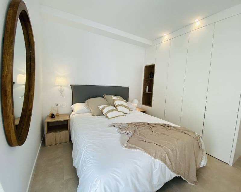 Bungalow de 3 habitaciones en Pilar de la Horadada en venta con piscina - 334.900 € (Ref: 9642682)