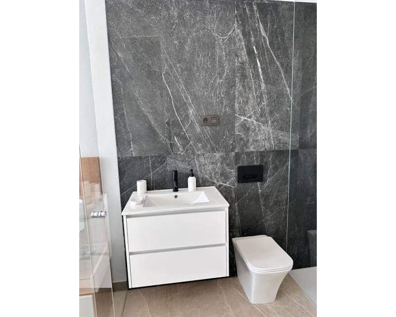 3 sypialnia Apartament na sprzedaż w Los Alcazares z basenem - 359 000 € (Ref: 9642710)