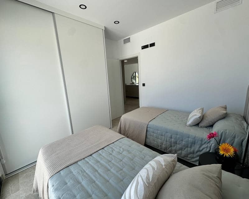 3 sypialnia Apartament na sprzedaż w Los Alcazares z basenem - 359 000 € (Ref: 9642710)