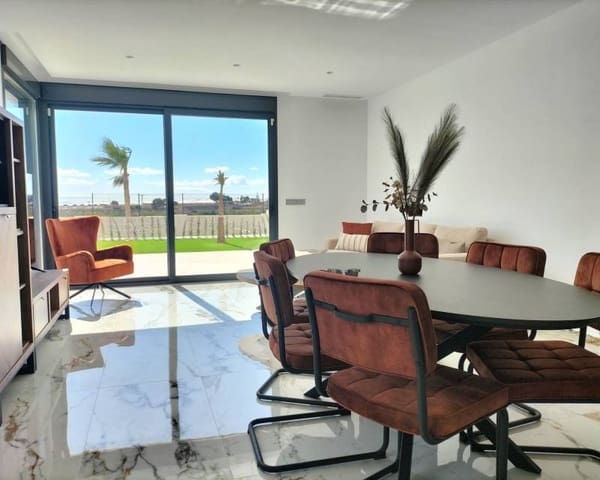 3 quarto Moradia para venda em Pinar de Campoverde, Pilar de la Horadada com piscina - 460 000 € (Ref: 9642722)