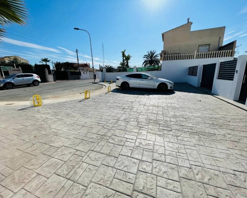 5 soveværelse Villa til salg i Torrevieja - € 1.200.000 (Ref: 9642743)
