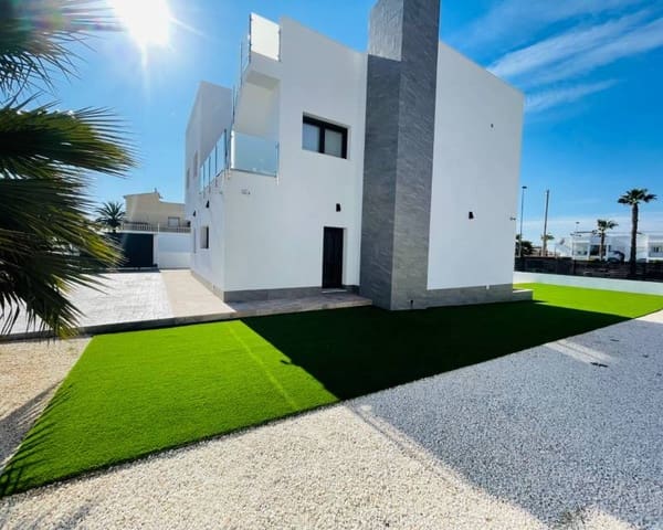 5 soveværelse Villa til salg i Aguas Nuevas, Torrevieja - € 1.200.000 (Ref: 9642743)