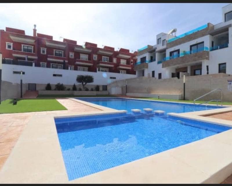 3 soveværelse Semi-Rækkehus til salg i Bigastro med swimmingpool - € 250.000 (Ref: 9642758)