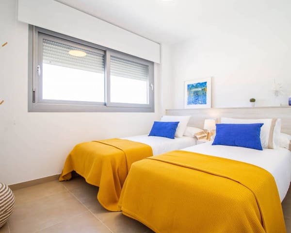 2 chambre Bungalow à vendre à Vistabella, Orihuela avec piscine - 299 900 € (Ref: 9642760)