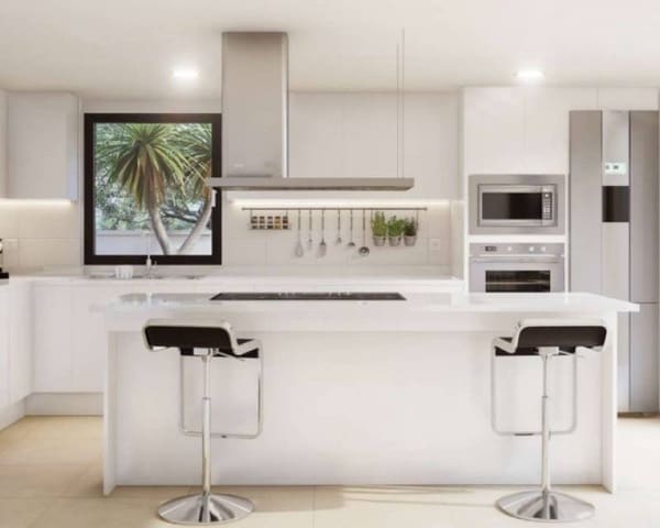 Chalet de 3 habitaciones en Alicante / Alacant ciudad en venta - 750.000 € (Ref: 9642795)